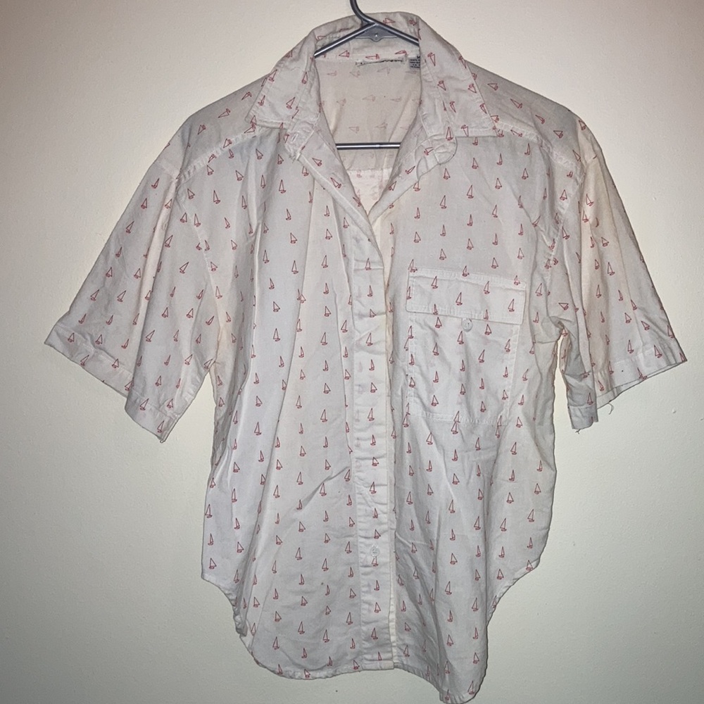 Sailboat Printed Short Sleeve Button-Up Shirt Collar White Red Summer Vintage
